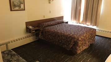 Standard Room, 1 Queen Bed, Smoking