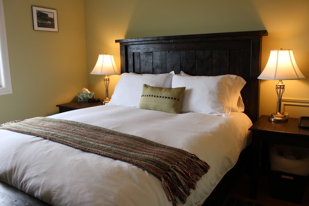 Chambre Premium, 1 grand lit, vue océan, vue mer (Green's Harbour) | Couette en duvet d'oie, fer et planche à repasser, Wi-Fi gratuit