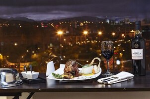 Breakfast, lunch and dinner served