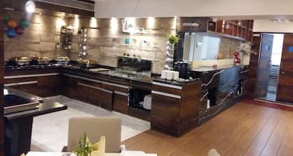 Pride Biznotel Vadodara