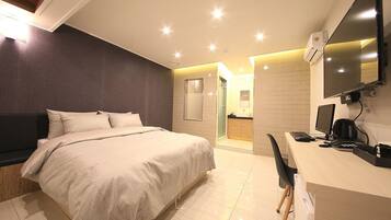 Desk, free WiFi, bed sheets