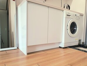 Desk, free WiFi - SB Guest House (Suwon)