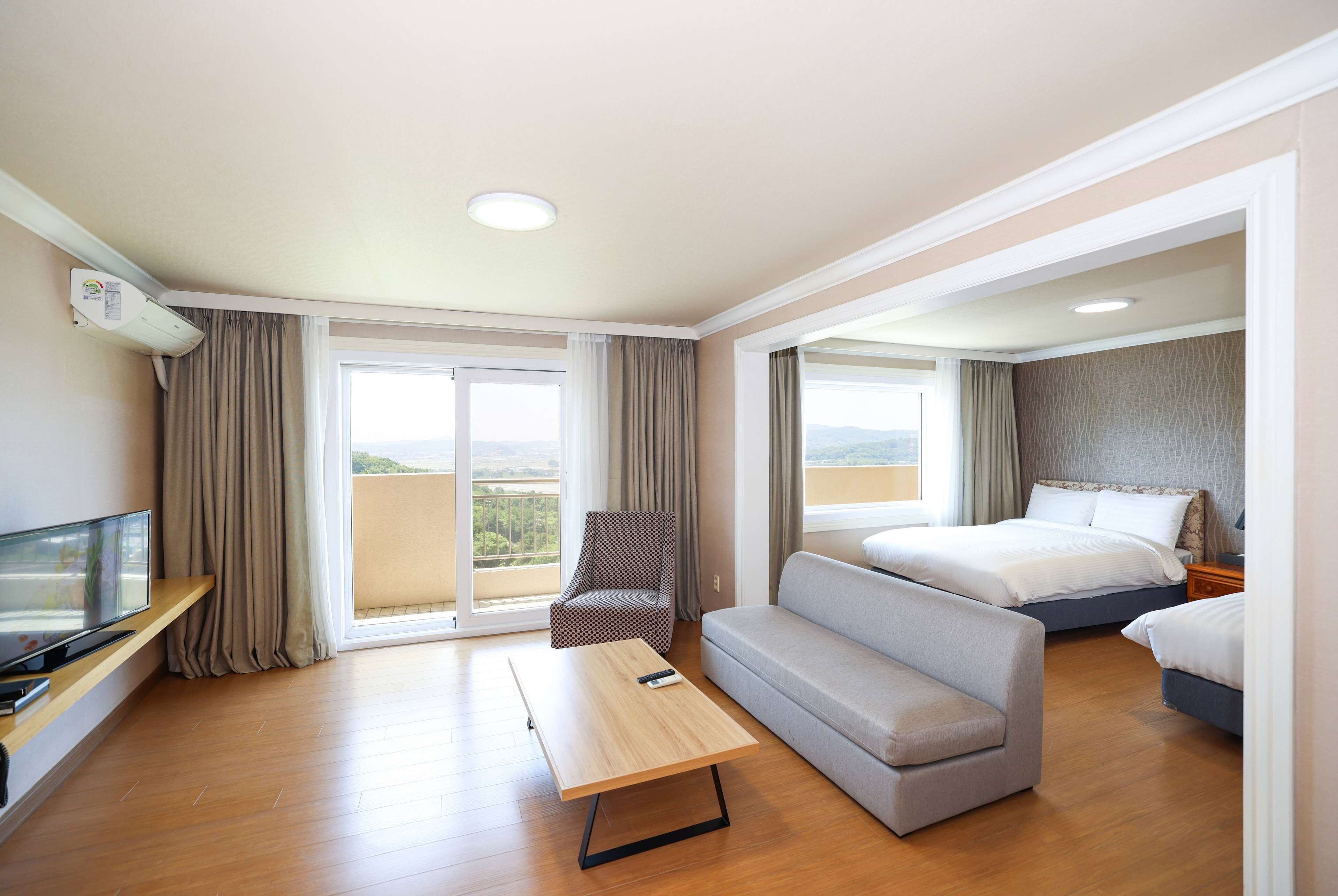 Suite, 2 Double Beds, Non Smoking | Premium bedding, in-room safe, soundproofing, iron/ironing board