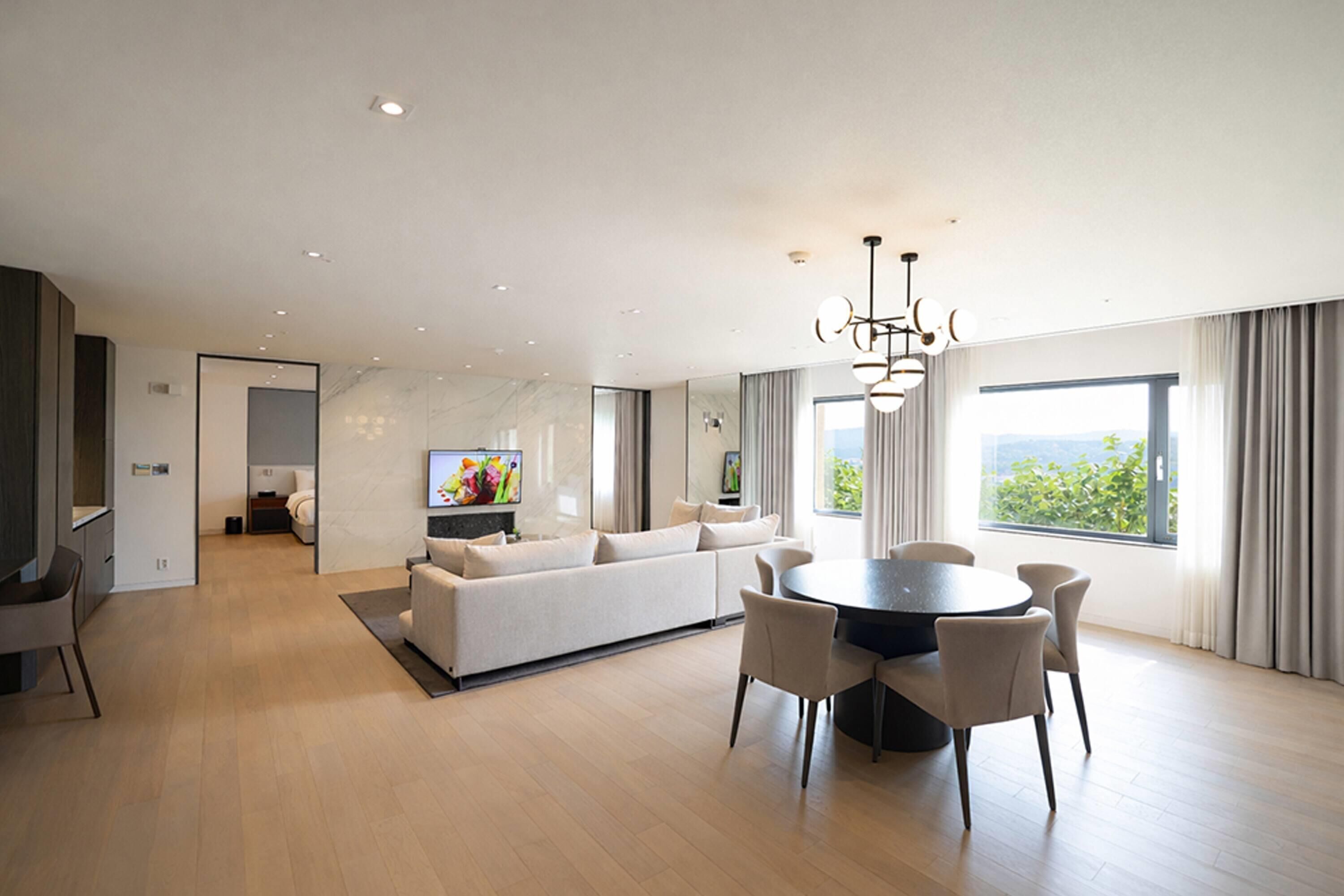 룸, 더블침대 2개, 금연 | 고급 침구, 객실 내 금고, 방음 설비, 다리미/다리미판