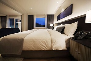 Suite – executive, 2 dobbeltsenger, ikke-røyk | Sengetøy av topp kvalitet, safe på rommet og lydisolert