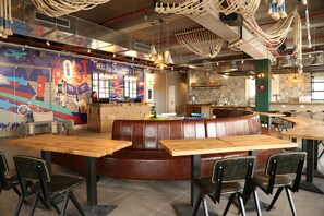 Lobby sitting area - The Post Hostel (Jerusalem)