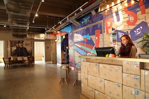 Reception - The Post Hostel (Jerusalem)