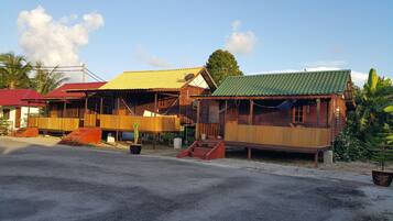 Traditional House | 1 ๊ฐ์ ์นจ์ค, ๋ค๋ฆฌ๋ฏธ/๋ค๋ฆฌ๋ฏธํ, ๋ฌด๋ฃ WiFi