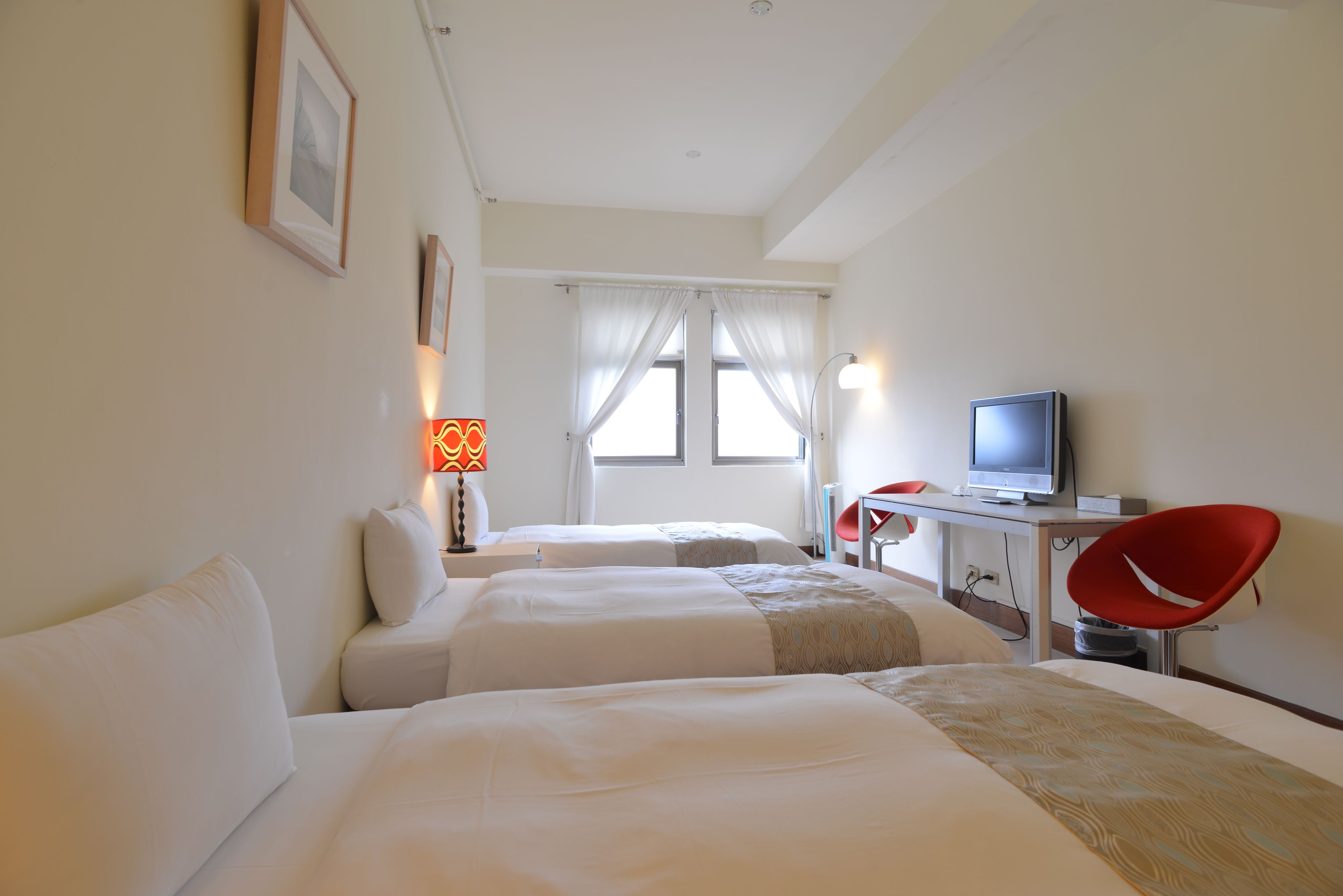 triple room | blackout curtains, iron/ironing board, rollaway beds, free wifi