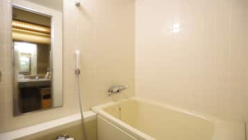 ヘアドライヤー、スリッパ、ビデ