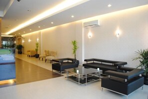 ロビー応接スペース