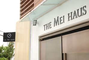 Property entrance - The Mei Haus Hongdae (Seoul)