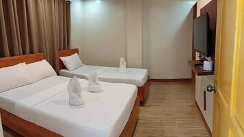 Family Double or Twin Room | Free WiFi, bed sheets