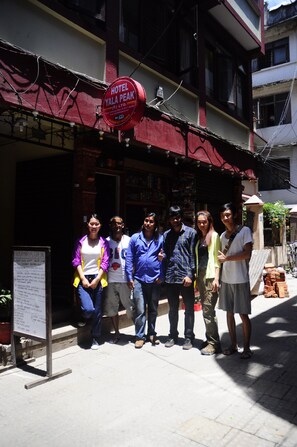 Entrada al alojamiento