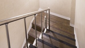 Staircase - Seoul Dalbit DDP Guesthouse (Seoul)