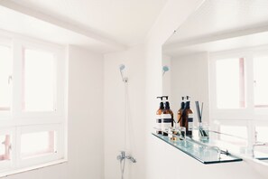 Bathroom - Seoul Dalbit DDP Guesthouse (Seoul)