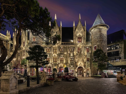 Mercure Danang French Village Bana Hills