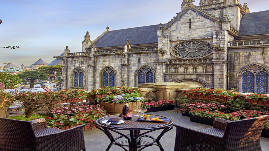 Mercure Danang French Village Bana Hills