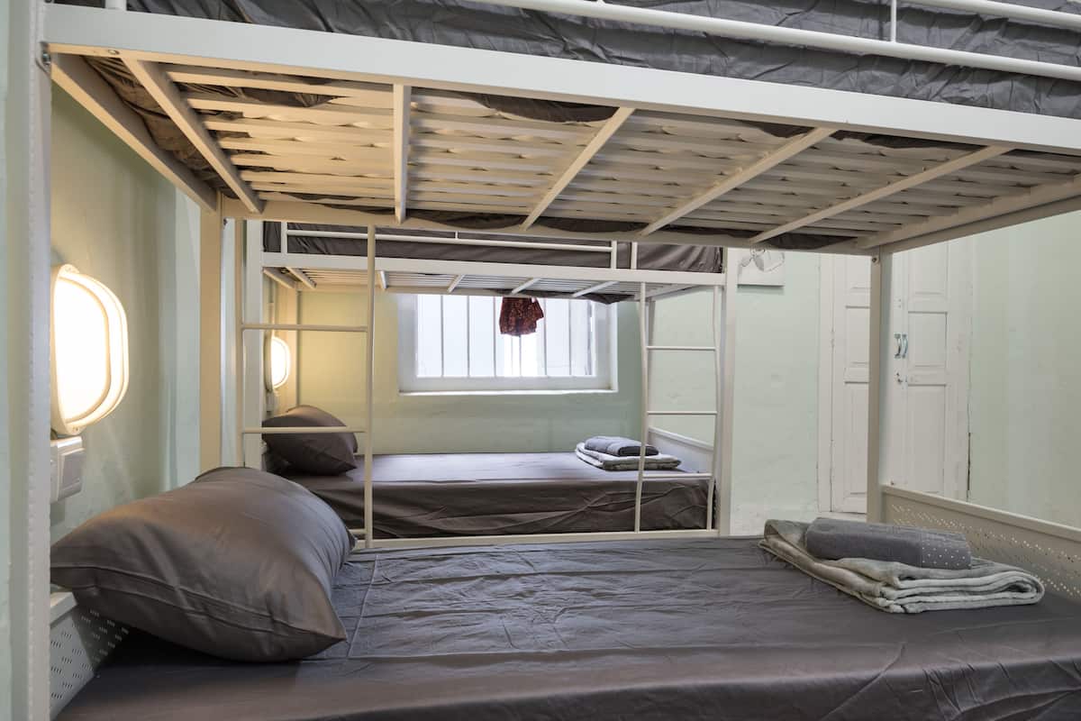 Free WiFi, bed sheets