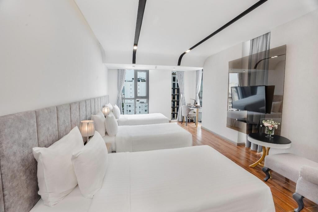 Sábanas de algodón egipcio, ropa de cama de alta calidad y minibar 