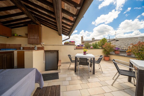 Standardzimmer, eigenes Bad | Terrasse/Patio