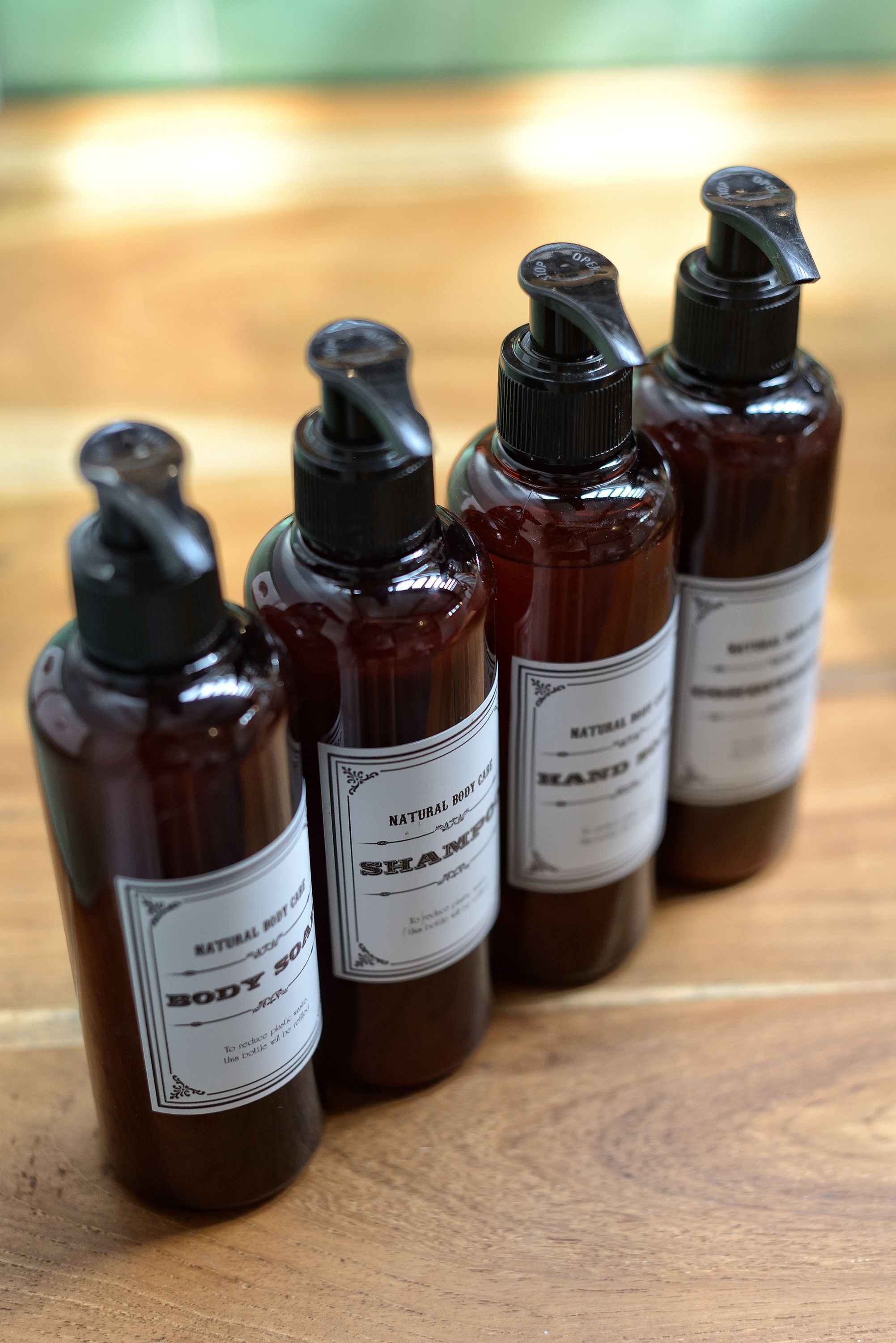 deluxe gladak | bathroom | shower, free toiletries, towels