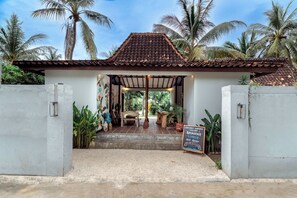 Reception - Coconut Garden Resort (Gili Trawangan)