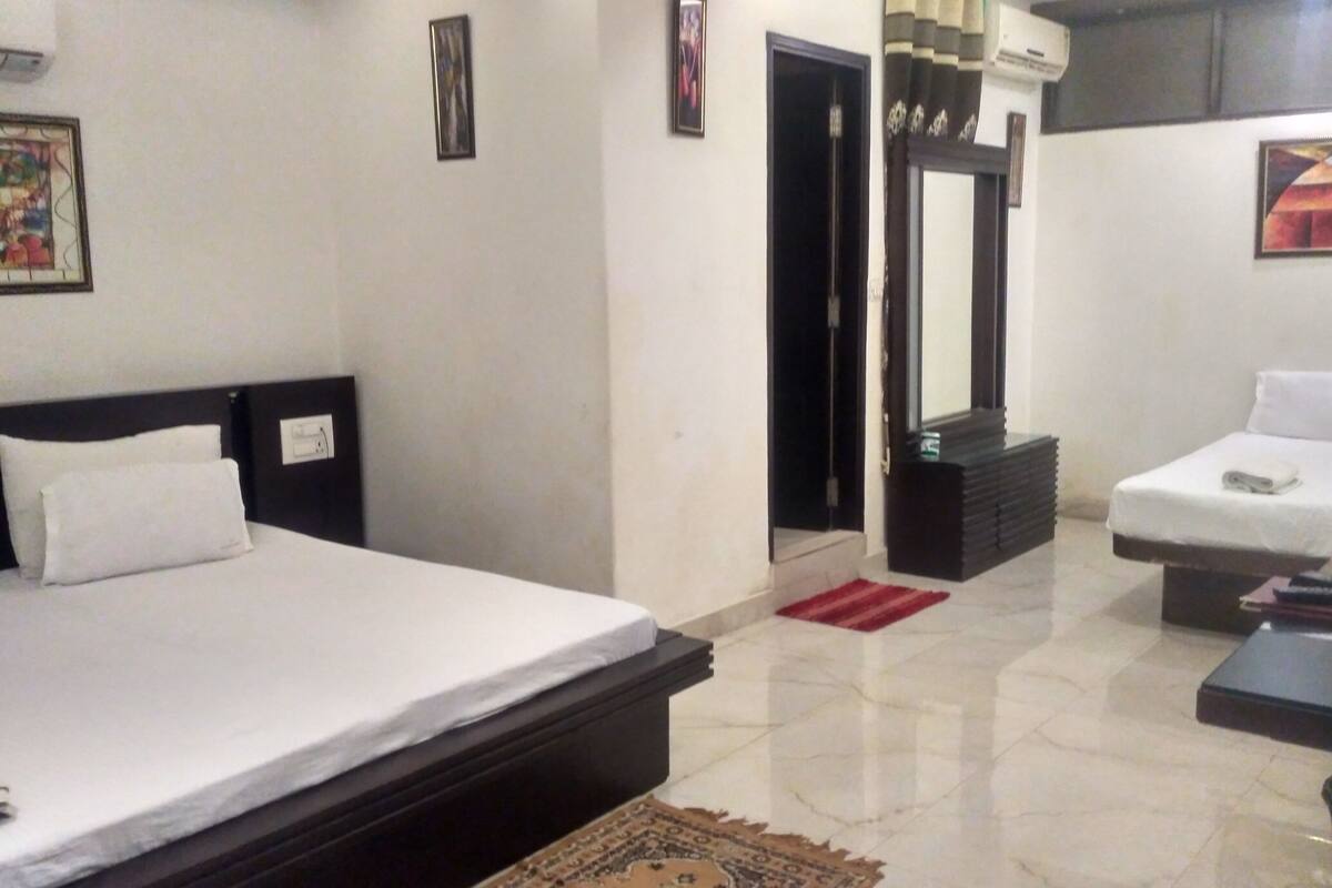 Basic-Studiosuite, 1 Schlafzimmer, Raucher | Schreibtisch, Verdunkelungsvorhänge, Zustellbetten, kostenloses WLAN