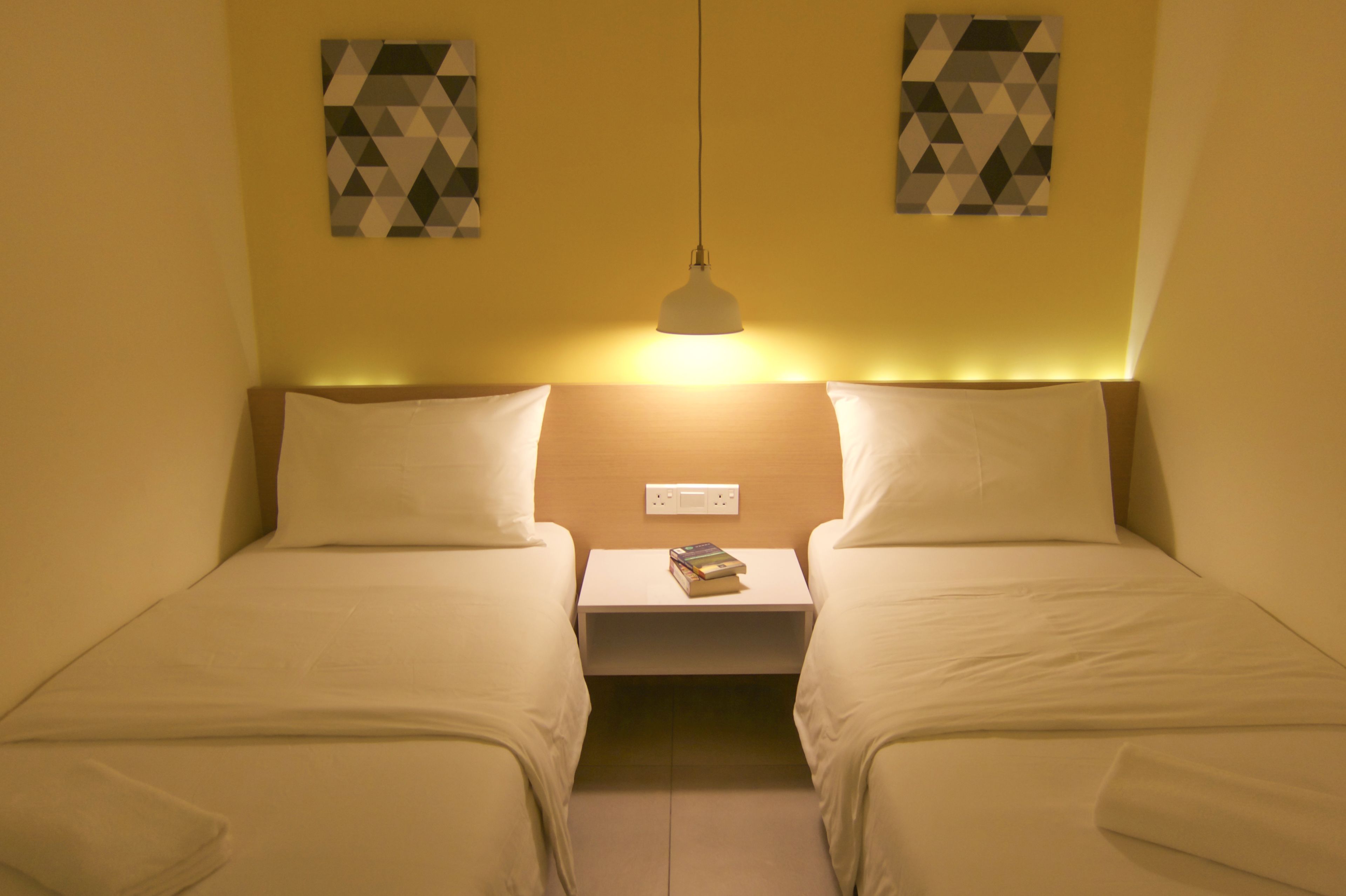 standard twin room, no windows | free wifi, bed sheets