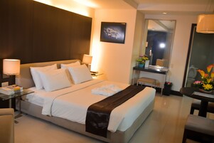 Ropa de cama de alta calidad, minibar, escritorio y wifi gratis