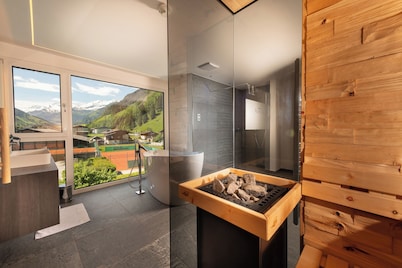 Hotel Alpina