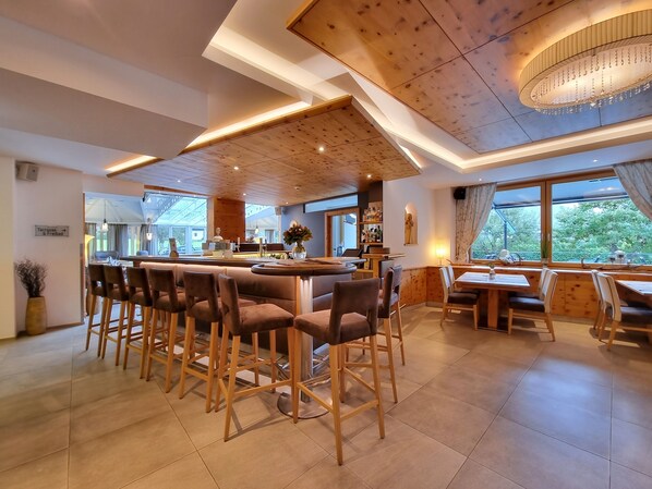 Dinner served - Hotel Alpina (Rauris)