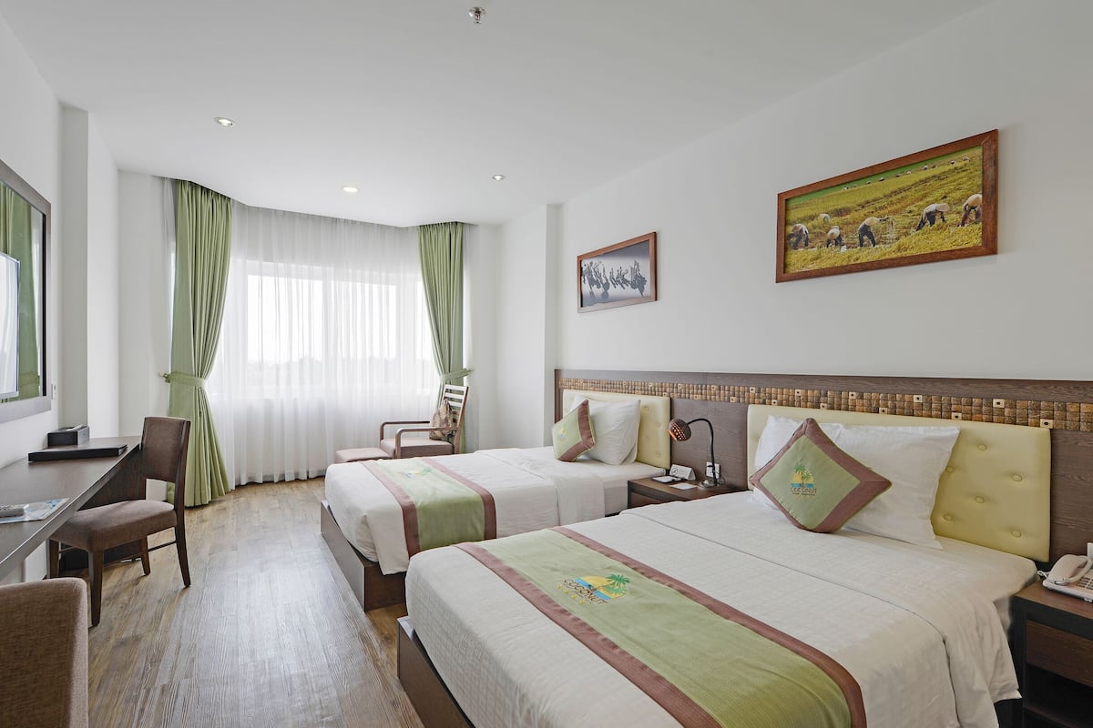 1 bedroom, minibar, in-room safe, desk