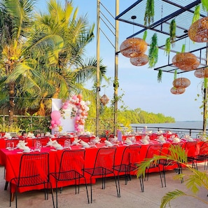 Breakfast, lunch and dinner served  - Ben Tre Riverside Resort (Ben Tre)