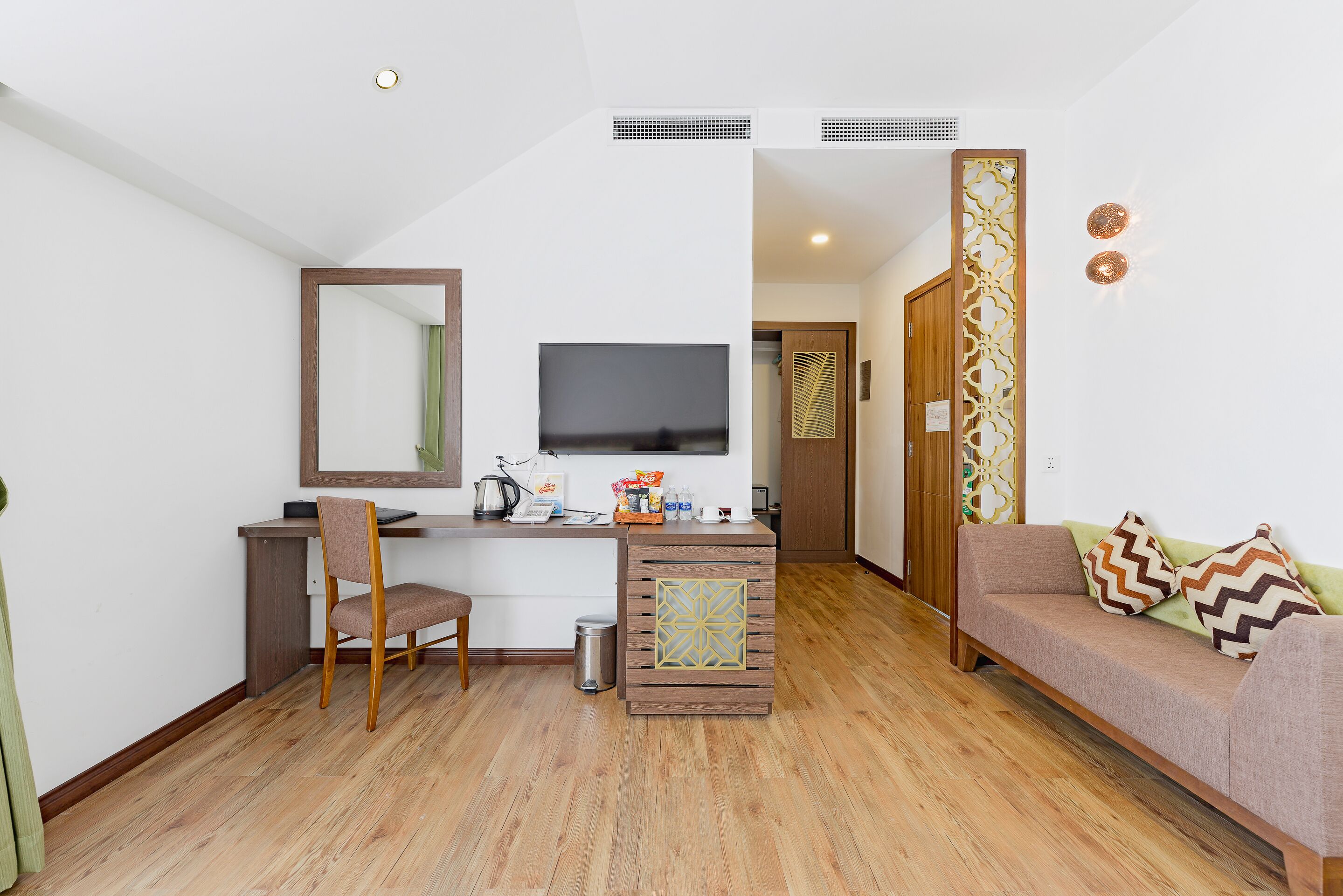 1 bedroom, minibar, in-room safe, desk