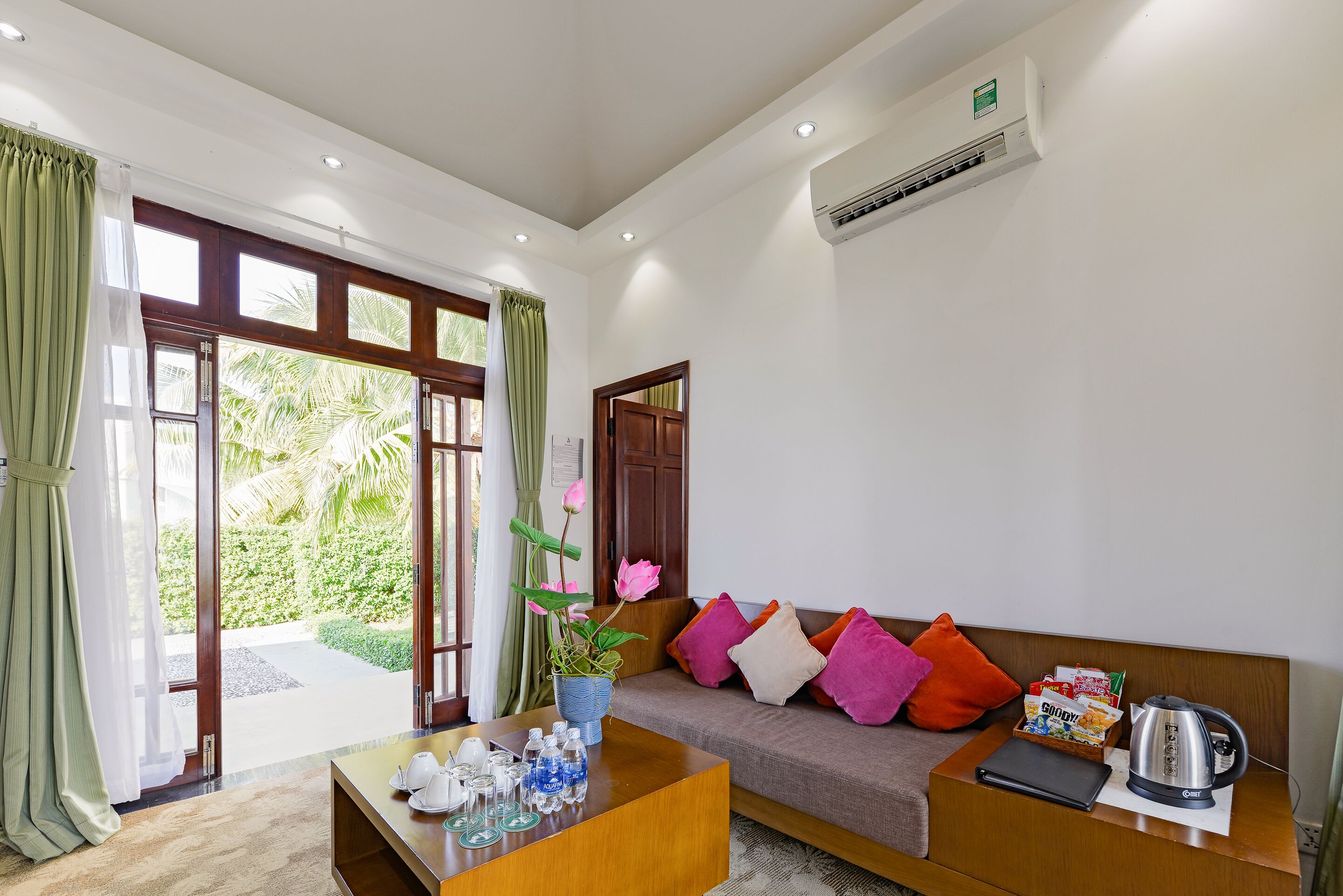 family suite | 1 bedroom, minibar, in-room safe, desk