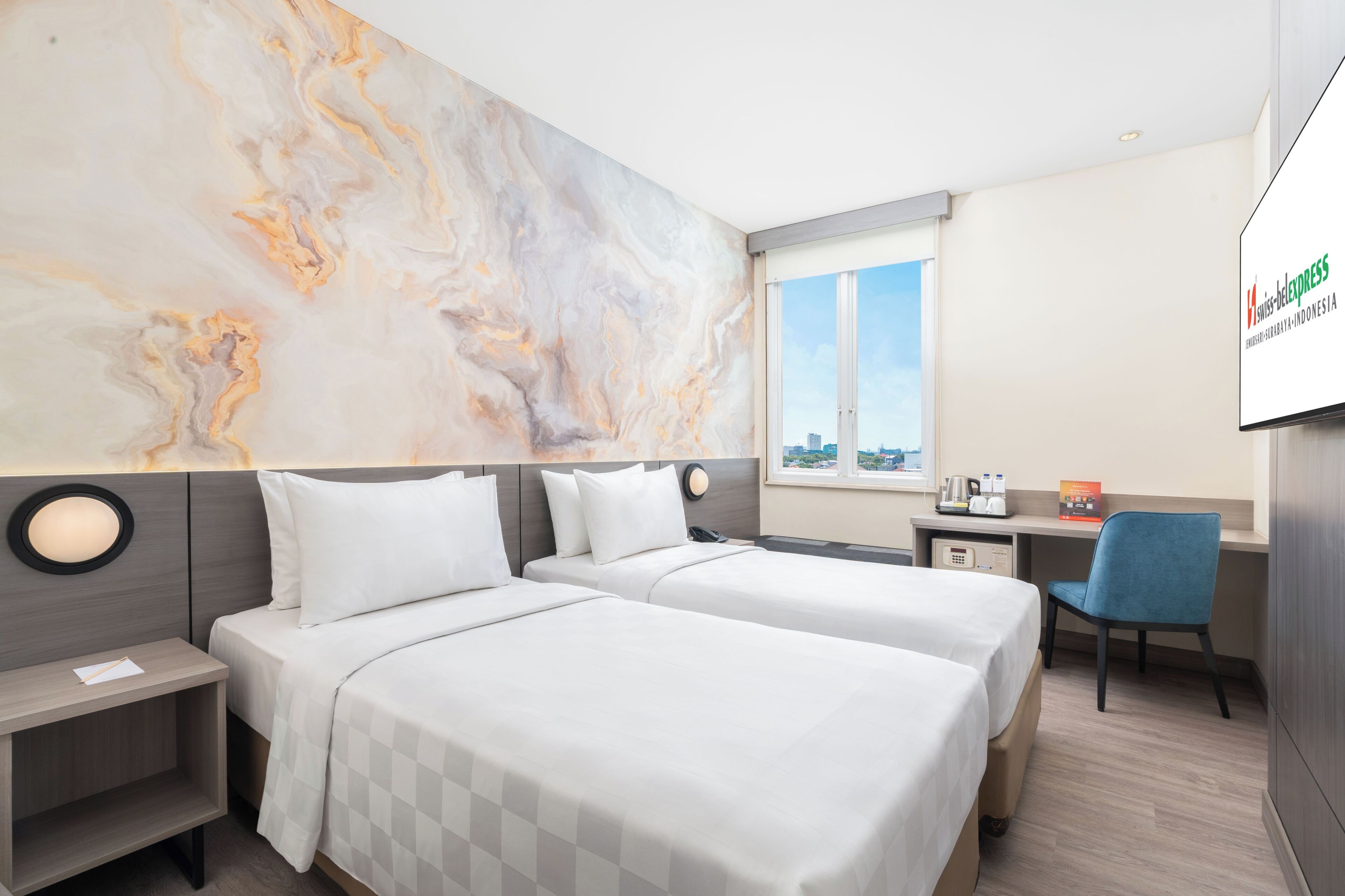 Zest New Twin Room | Fasilitas kamar