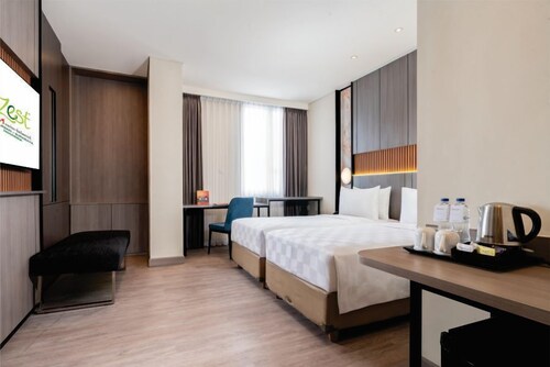 Zest Jemursari by Swiss-Belhotel International