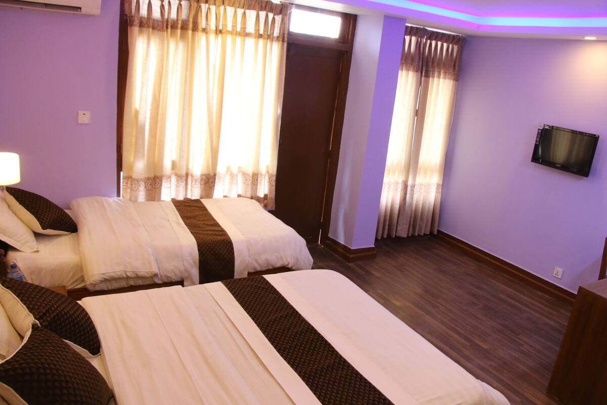 Deluxe Family room