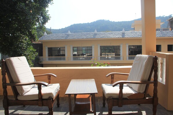 Standard Room, 1 Bedroom | Balcony