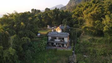 Bagian depan properti