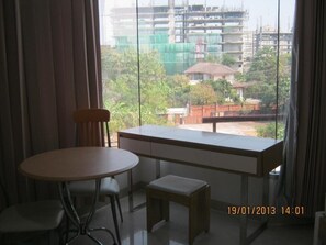 Dining - Tongtip Place (Bangkok)