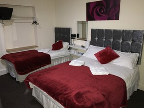 Family Room, 1 Bedroom (Sleeps 6)