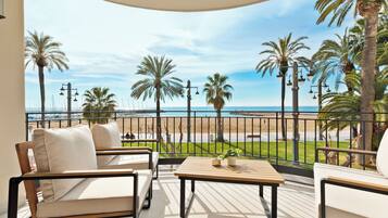 Apartemen Mewah, 4 kamar tidur, pemandangan laut, menghadap pantai (Paseo de la Ribera 44) | Teras/patio