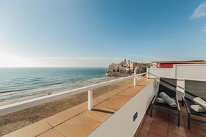 Penthouse, 1 Bedroom, Terrace, Sea View (Port alegre, 57) | Terrace/patio - Sitges Group Beach Dreams (Sitges)