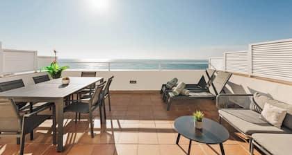 Sitges Group Beach Dreams