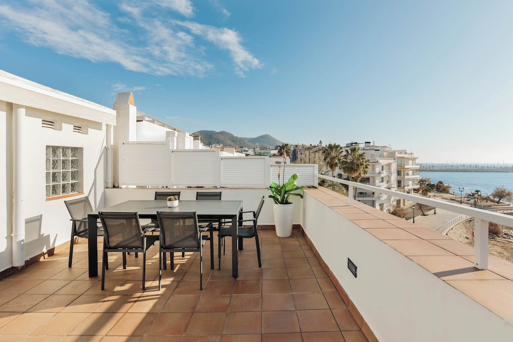 Sitges Group Apartments Beach Dreams by null