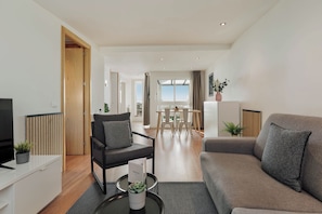 Penthouse, 1 chambre, terrasse, vue mer (Port alegre, 57) | Coin séjour