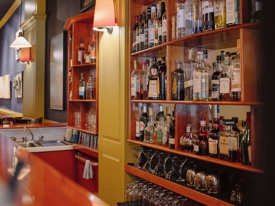 Bar (en la propiedad)