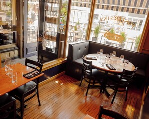 Café da manhã, almoço e jantar